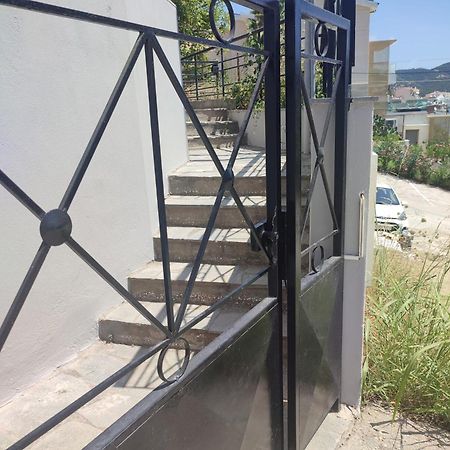 Ellis-Suites Nea Peramos Kavala Экстерьер фото