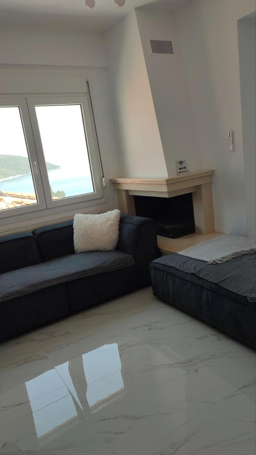 Ellis-Suites Nea Peramos Kavala Экстерьер фото