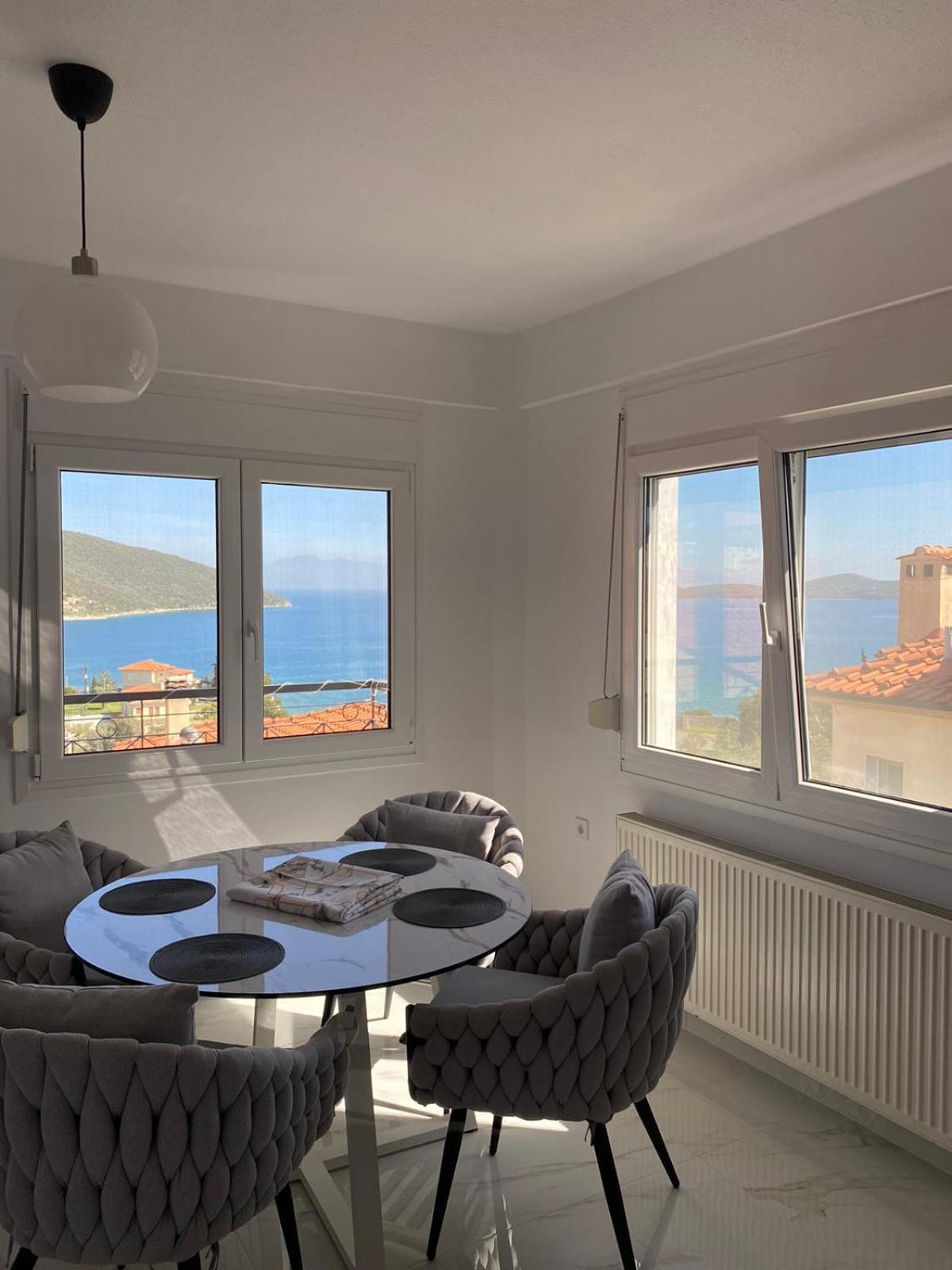 Ellis-Suites Nea Peramos Kavala Экстерьер фото
