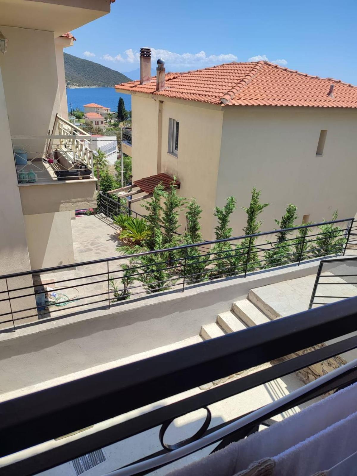 Ellis-Suites Nea Peramos Kavala Экстерьер фото