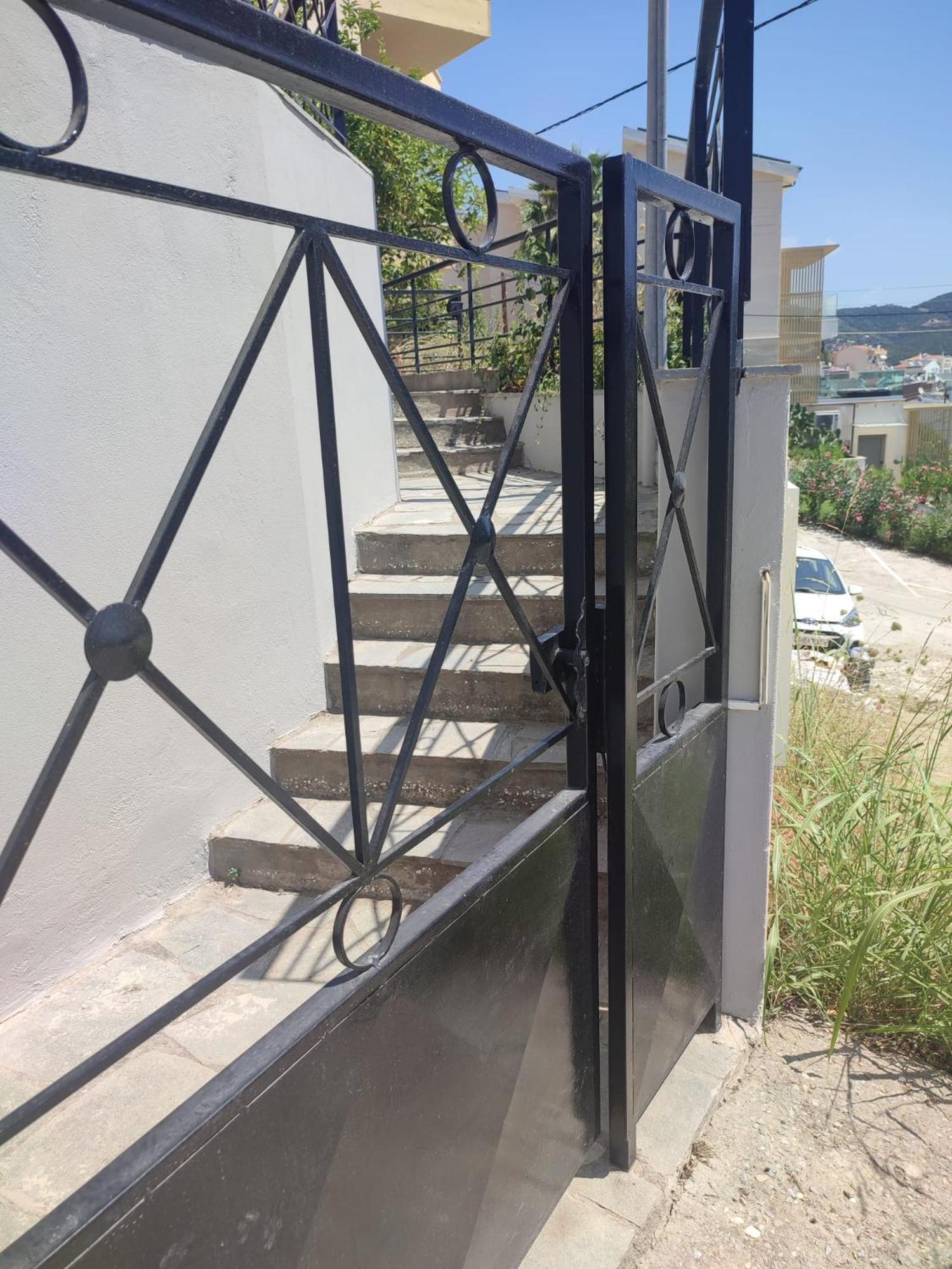 Ellis-Suites Nea Peramos Kavala Экстерьер фото